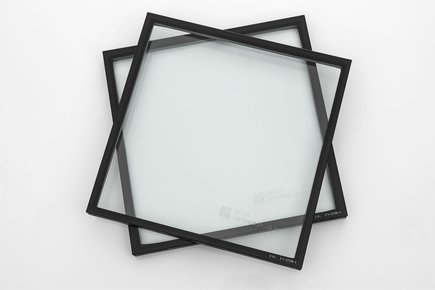 Glas ANTIFIRE mit der Feuerbeständigkeit EI 30.